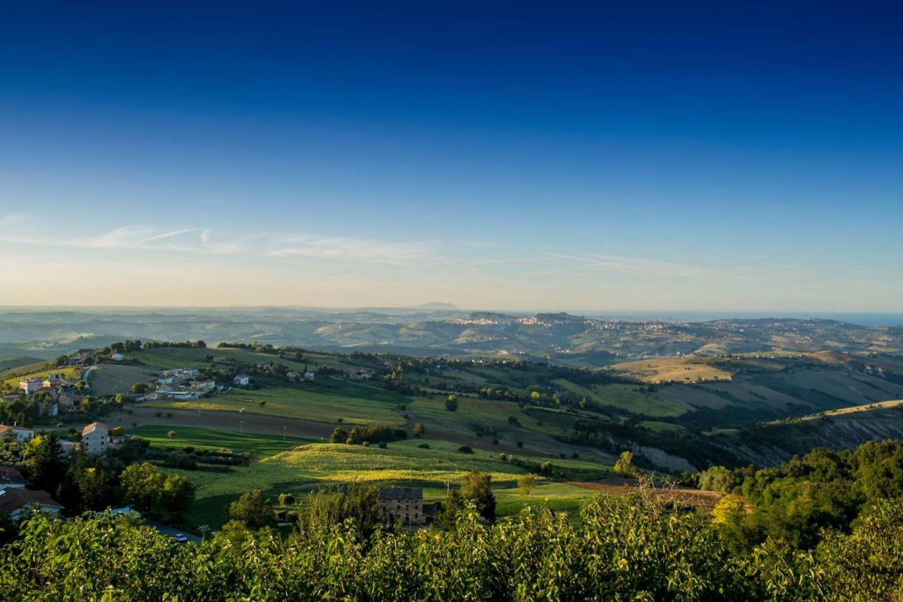 La Rosa Scarlatta Monterubbiano Ngoại thất bức ảnh